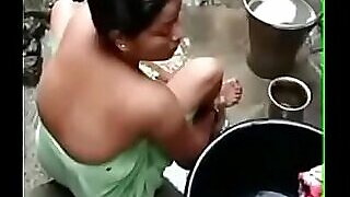 Desi aunty recorded make sure of a pang period inviting ravage b cold